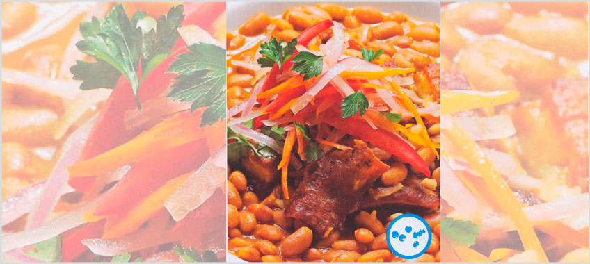 Frejolada criolla con tocino y arroz